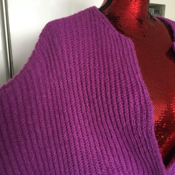 Super cozy sweater - Picture 2 of 4